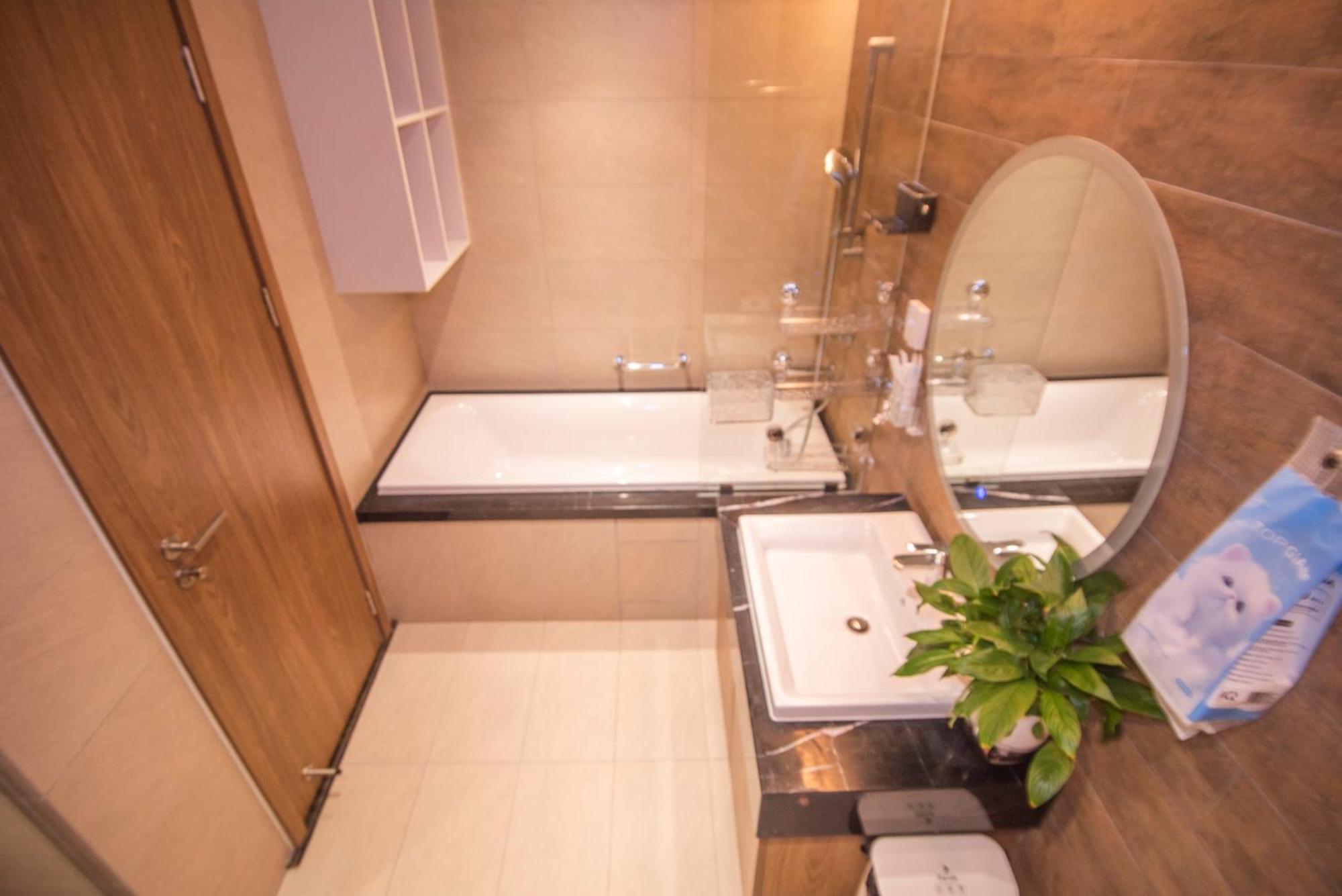 Căn hộ Ho 3pn Diamond View Dep, Gan San Bay Sgn TP. Hồ Chí Minh