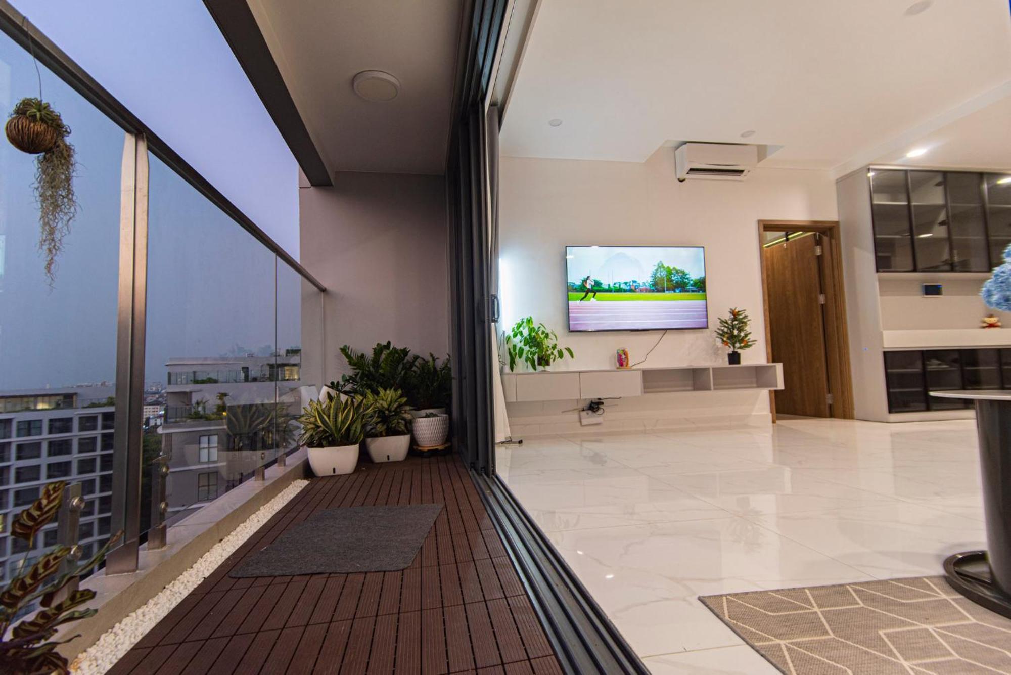 Căn hộ Ho 3pn Diamond View Dep, Gan San Bay Sgn *