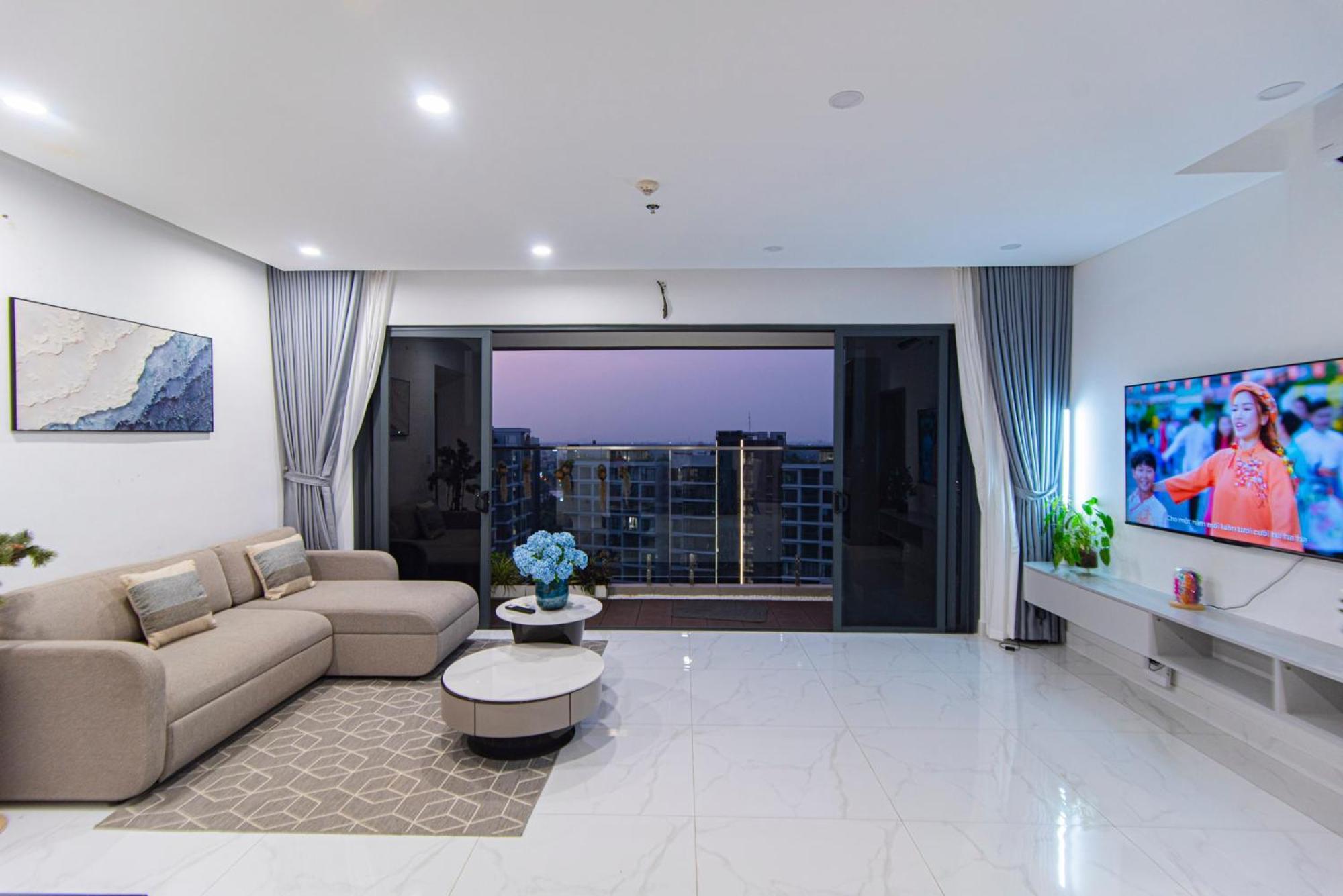 Căn hộ Ho 3pn Diamond View Dep, Gan San Bay Sgn *