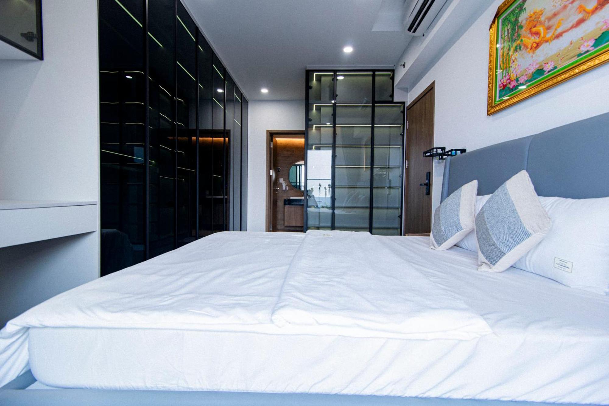 Ho 3pn Diamond View Dep, Gan San Bay Sgn Apartment *